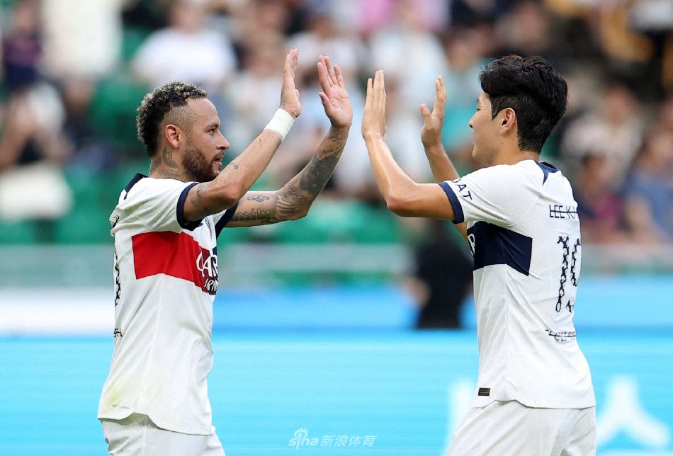 更在赛场上 更在赛场上