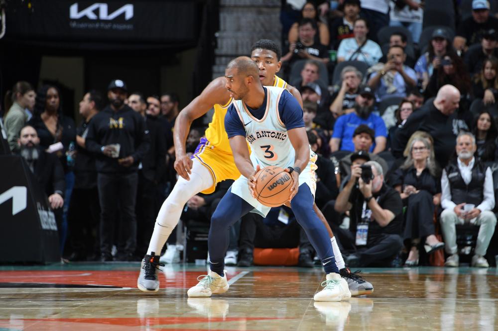 领导作用的 领导作用的