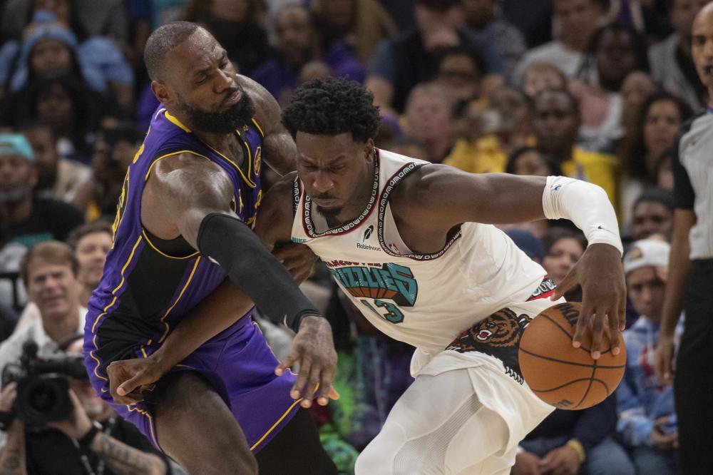 他都能游刃 他都能游刃